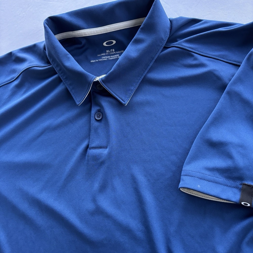 Oakley Polo Shirt Mens XL Blue Tailored Fit Short Sleeve Golf Performance Top